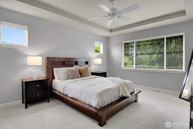 6214 Douglas Avenue SE, Snoqualmie, WA 98065