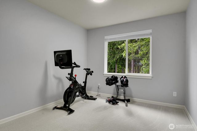 6214 Douglas Avenue SE, Snoqualmie, WA 98065