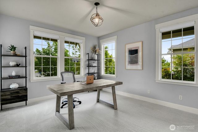 6214 Douglas Avenue SE, Snoqualmie, WA 98065