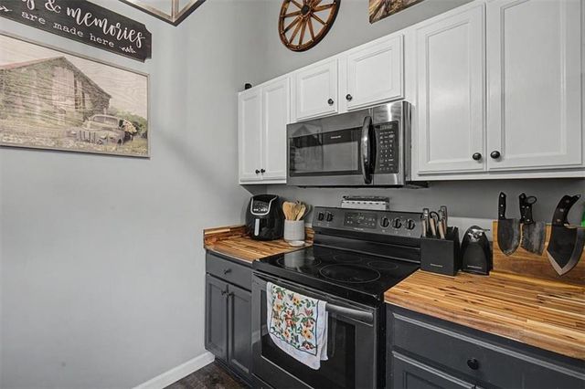 1216 Hardin Bridge Road, Euharlee, GA 30145