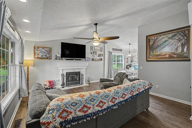 1216 Hardin Bridge Road, Euharlee, GA 30145
