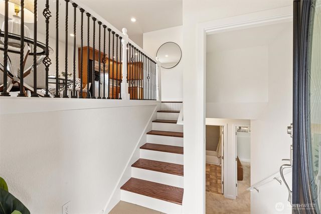 15601 125th Place NE, Woodinville, WA 98072