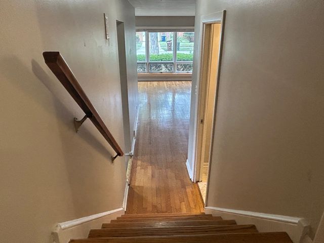 330 W Holly Court, Glenwood, IL 60425