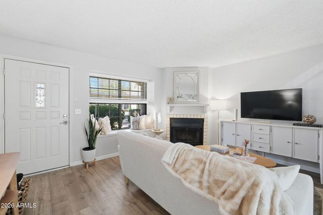 5704 E AIRE LIBRE Avenue 1235, Scottsdale, AZ 85254