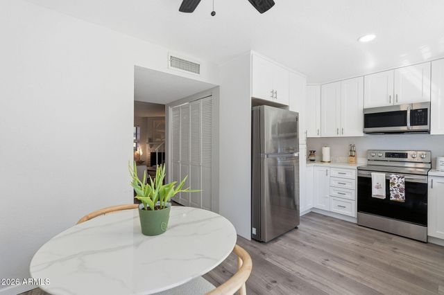 5704 E AIRE LIBRE Avenue 1235, Scottsdale, AZ 85254