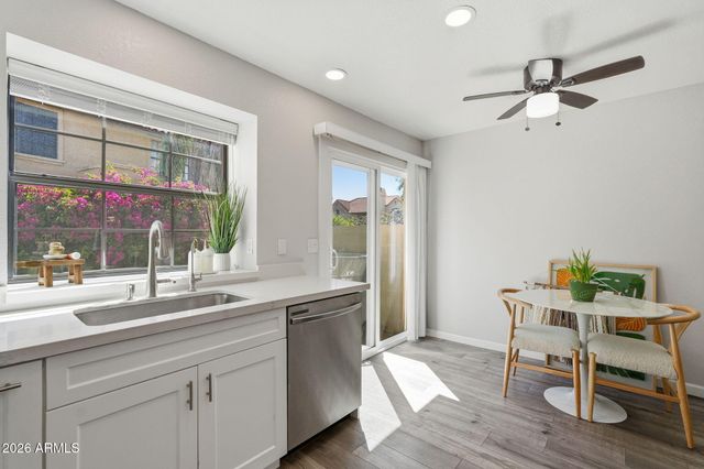 5704 E AIRE LIBRE Avenue 1235, Scottsdale, AZ 85254