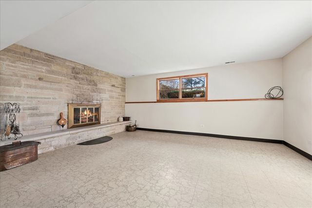 23565 N Park Road, Lake Zurich, IL 60047