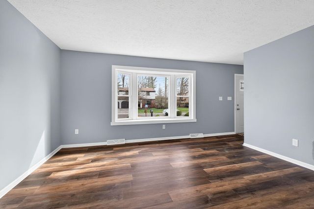 195 Parkwood Avenue, Pickerington, OH 43147