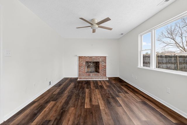 195 Parkwood Avenue, Pickerington, OH 43147