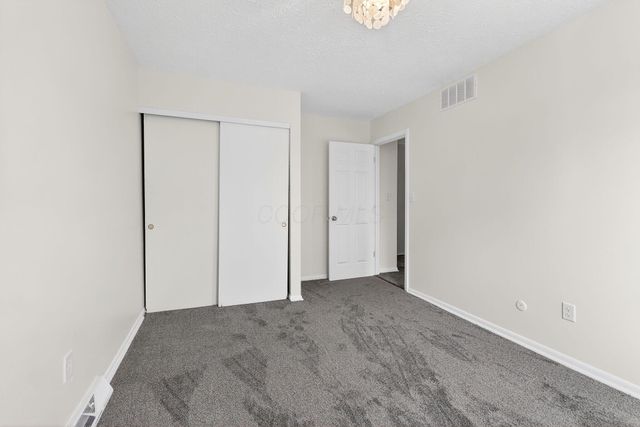 195 Parkwood Avenue, Pickerington, OH 43147