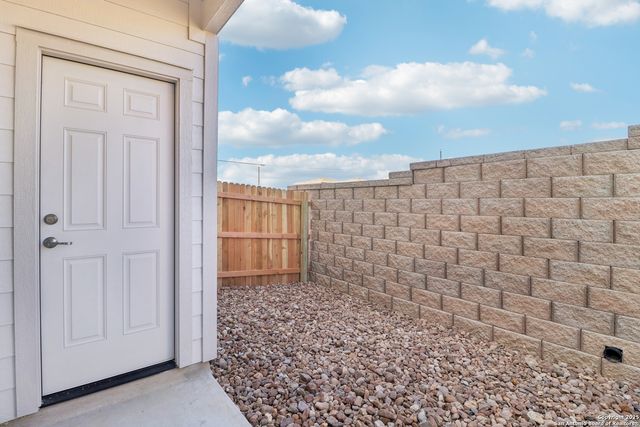 7158 Magnolia Creek, San Antonio, TX 78252