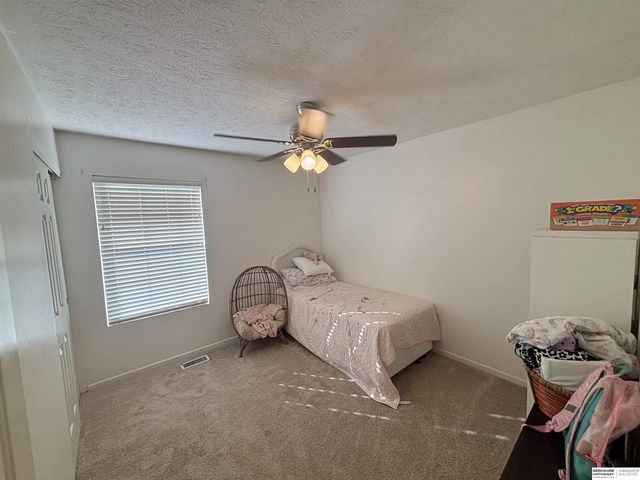 13022 Nebraska Avenue, Omaha, NE 68164