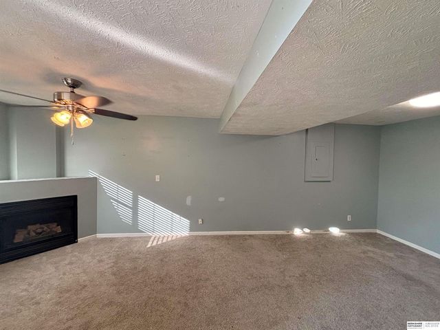 13022 Nebraska Avenue, Omaha, NE 68164