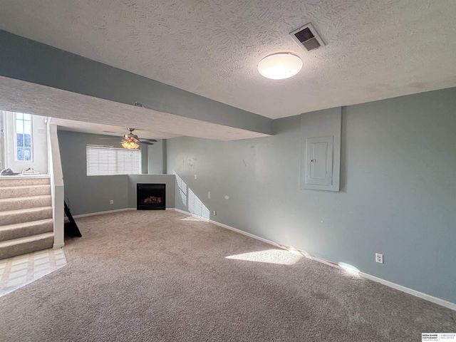 13022 Nebraska Avenue, Omaha, NE 68164