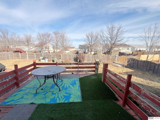 13022 Nebraska Avenue, Omaha, NE 68164