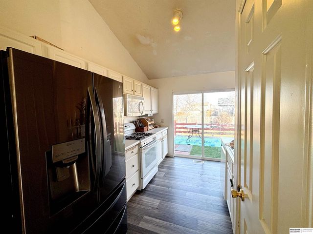 13022 Nebraska Avenue, Omaha, NE 68164