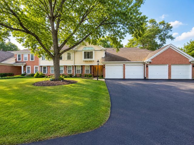 585 Edinburgh Lane B, Prospect Heights, IL 60070