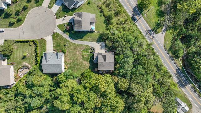 880 Sunrise Ridge Court, Maineville, OH 45039