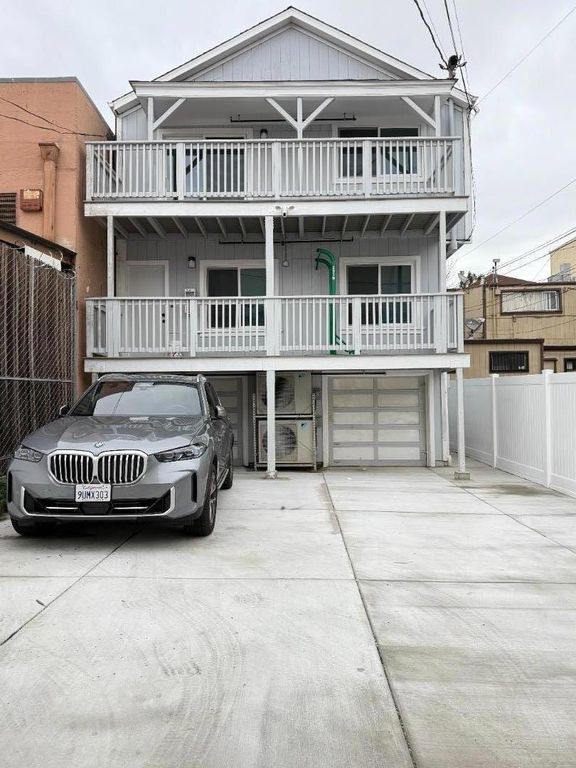 318 3rd Lane B, South San Francisco, CA 94080