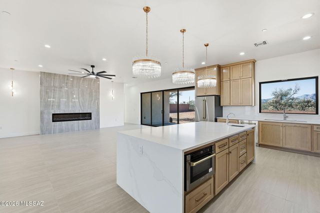 3730 W Montgomery Street, Tucson, AZ 85742