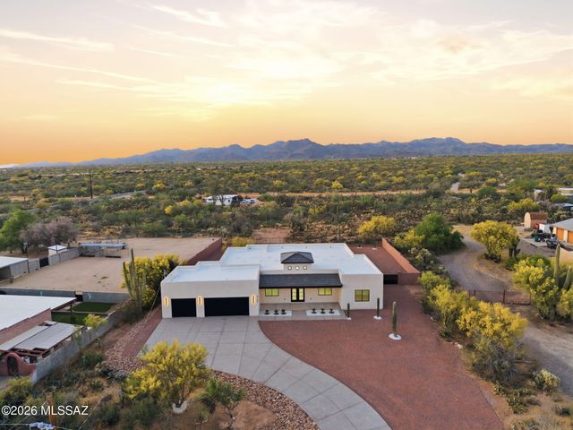 3730 W Montgomery Street, Tucson, AZ 85742