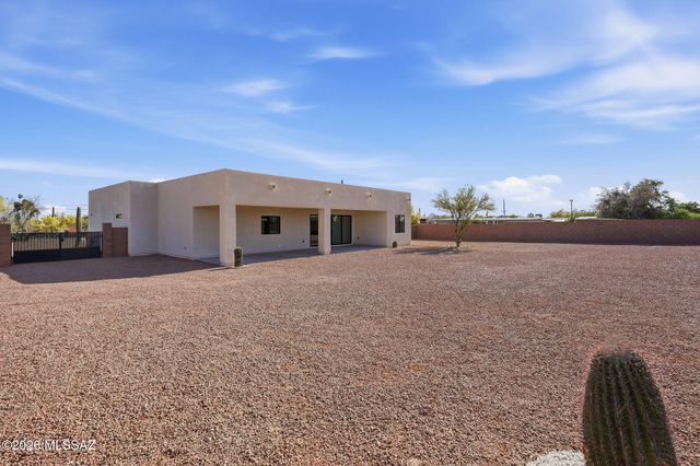 3730 W Montgomery Street, Tucson, AZ 85742