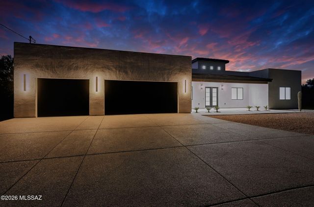 3730 W Montgomery Street, Tucson, AZ 85742