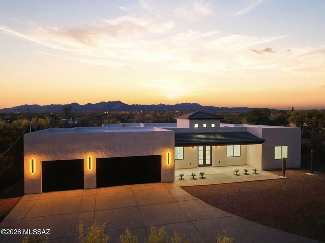 3730 W Montgomery Street, Tucson, AZ 85742