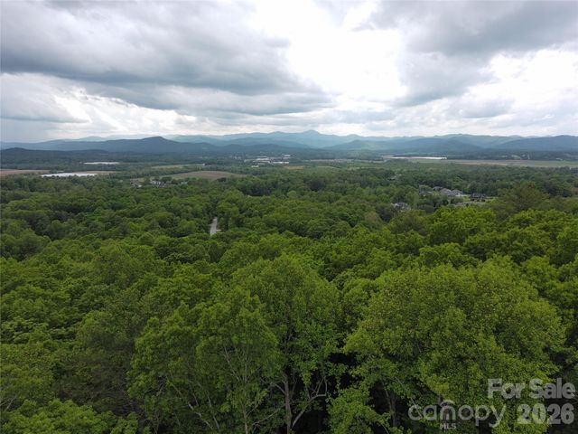 000 Northview Drive 13, Hendersonville, NC 28791