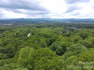 000 Northview Drive 13, Hendersonville, NC 28791