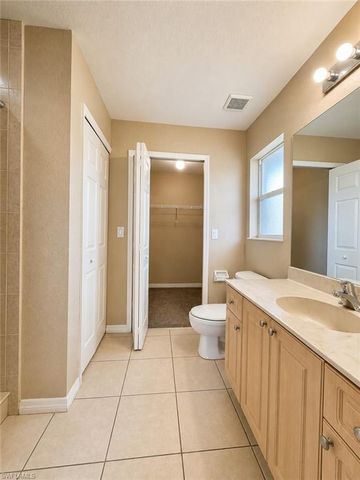 3304 Skyline BLVD 201, Cape Coral, FL 33914