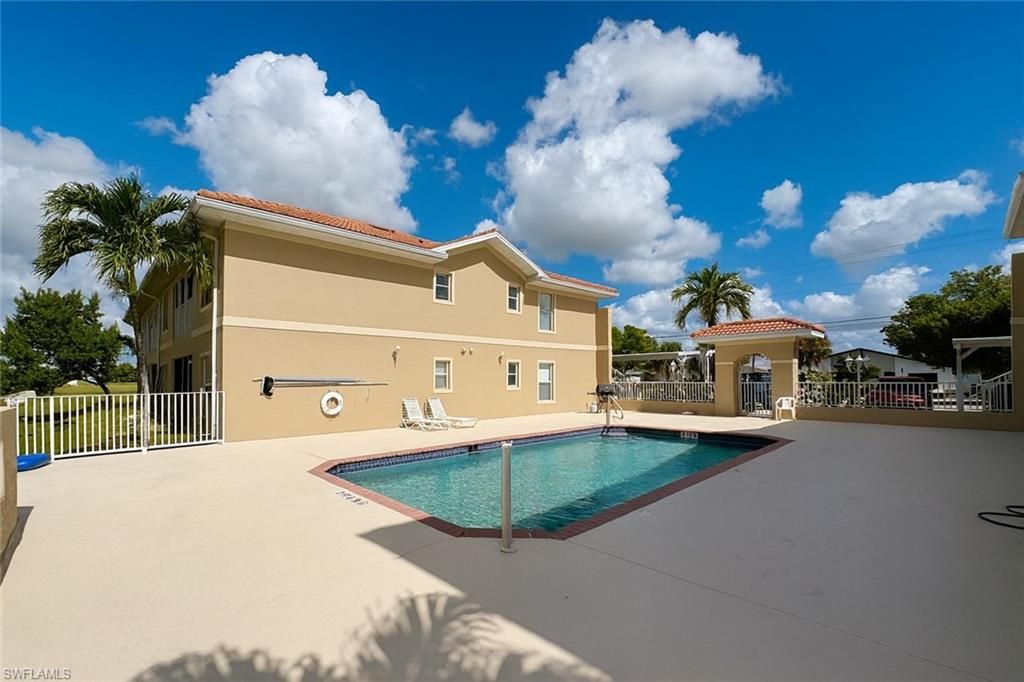 3304 Skyline BLVD 201, Cape Coral, FL 33914