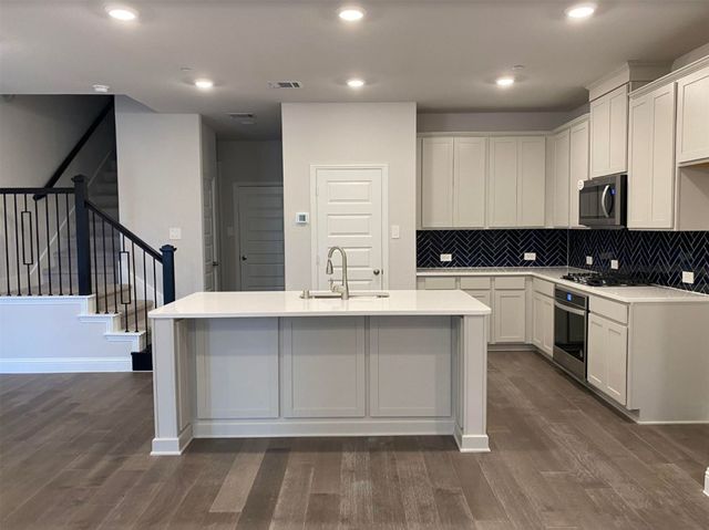 7833 Sunset Boulevard, Rowlett, TX 75088
