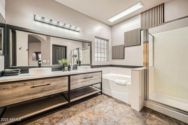 12842 W WHITTON Avenue, Avondale, AZ 85392