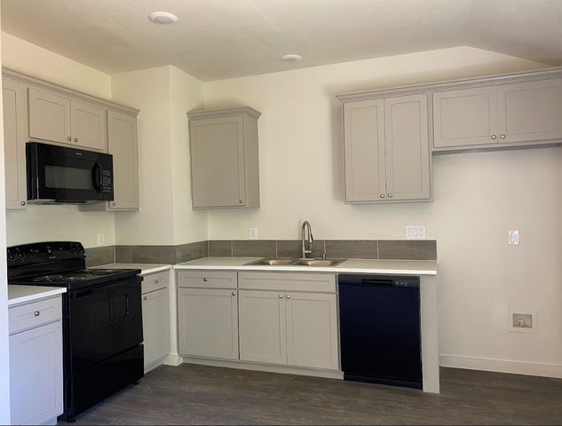136 Bridlewood Lane, Bridgeport, TX 76426