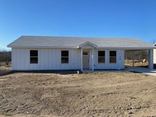 136 Bridlewood Lane, Bridgeport, TX 76426