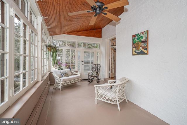 124 GRANDVIEW RD, Ardmore, PA 19003