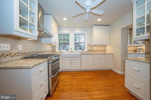 124 GRANDVIEW RD, Ardmore, PA 19003