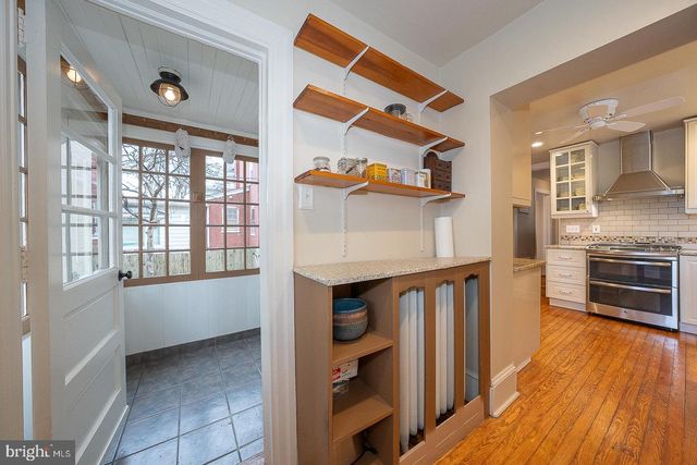 124 GRANDVIEW RD, Ardmore, PA 19003