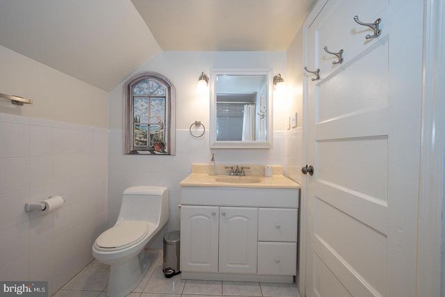 124 GRANDVIEW RD, Ardmore, PA 19003