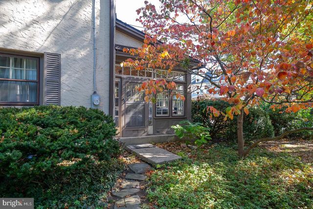 124 GRANDVIEW RD, Ardmore, PA 19003