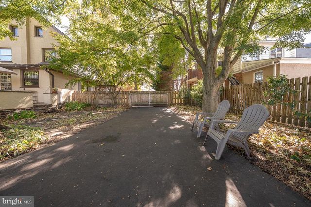 124 GRANDVIEW RD, Ardmore, PA 19003