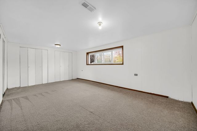 7305 W 75th Street, Bridgeview, IL 60455