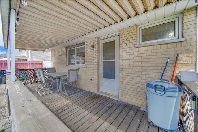 7305 W 75th Street, Bridgeview, IL 60455