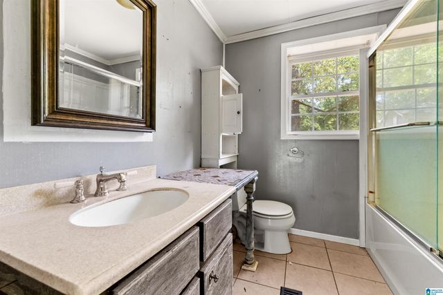 404 WILLOW DRIVE, Hueytown, AL 35023