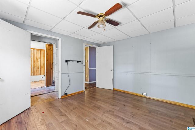404 WILLOW DRIVE, Hueytown, AL 35023