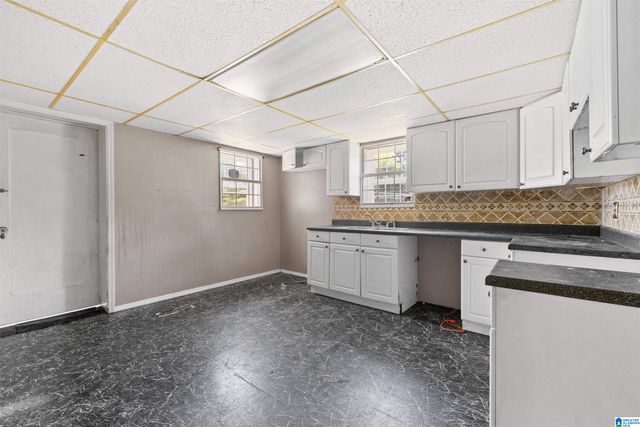 404 WILLOW DRIVE, Hueytown, AL 35023
