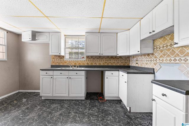 404 WILLOW DRIVE, Hueytown, AL 35023