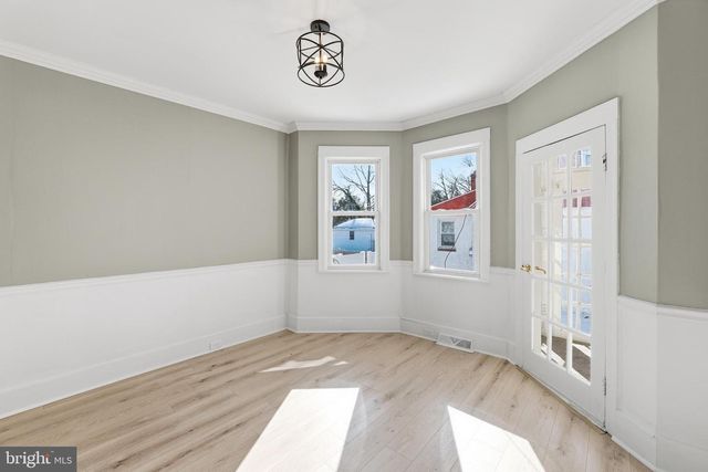 202 READING AVE, Barrington, NJ 08007