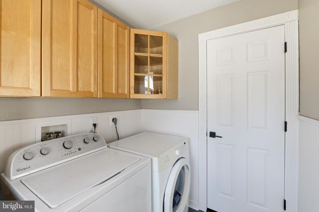 202 READING AVE, Barrington, NJ 08007